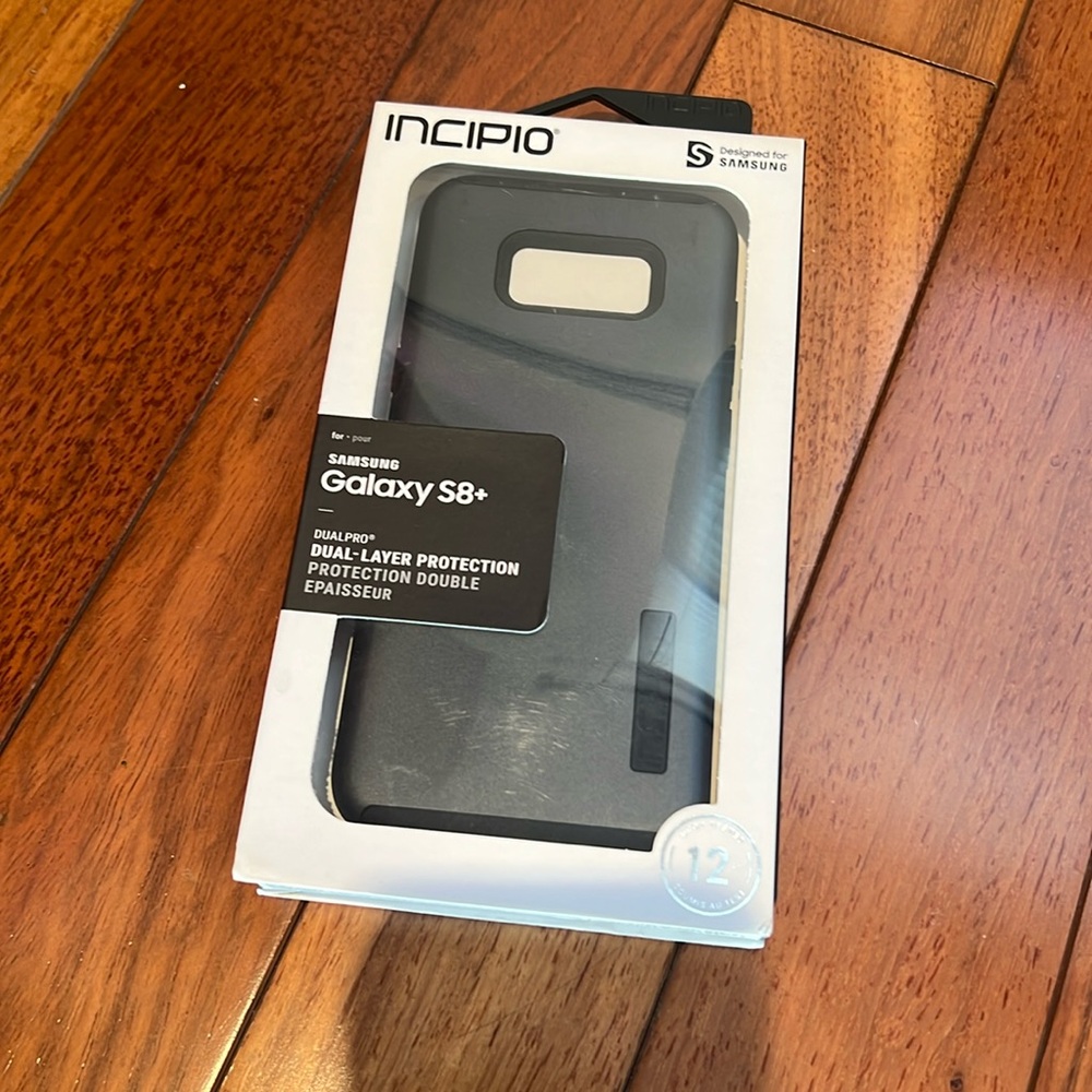 Samsung Galaxay S8+  Incipio Case